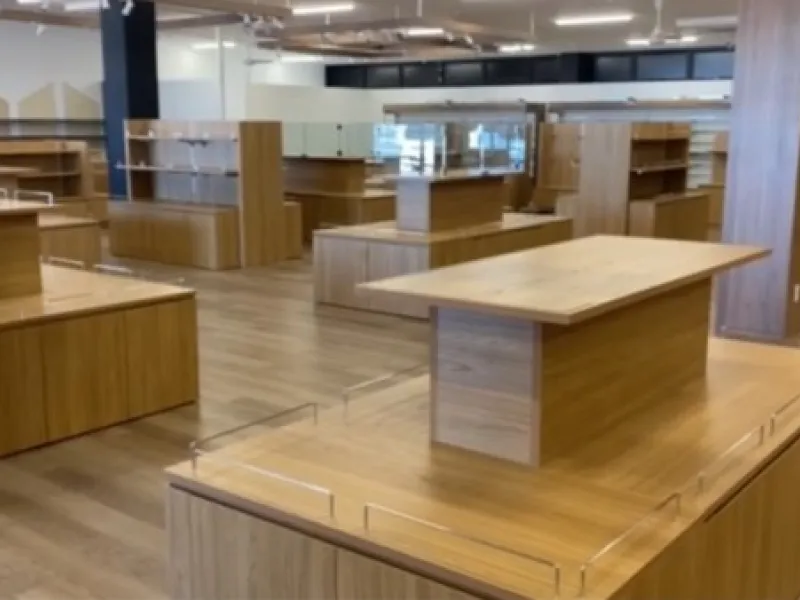 北陸自動車道 徳光PA　とくみつTaanTo物産館